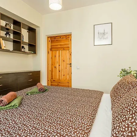 Cozy 2bdr Apt On Stikliu Str With Inner Yard S43 * Wilna